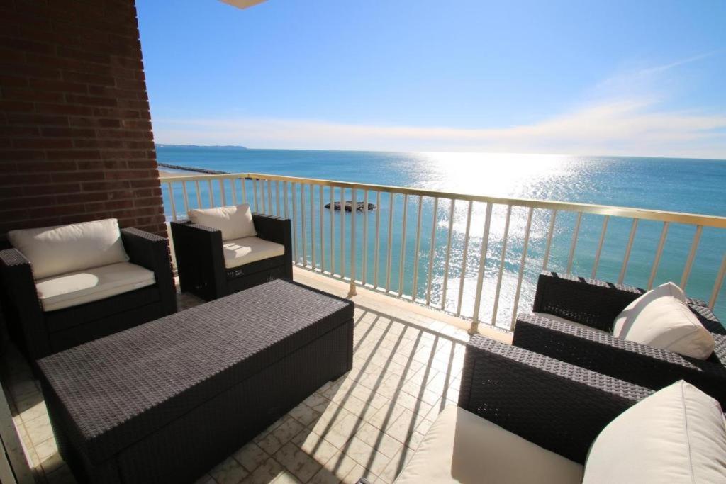 Apartamento Apartamento vistas al mar Cambrils Exterior foto